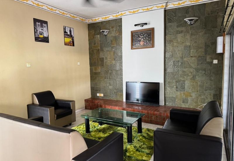 TAMAN ANJUNG BERCHAM MEGAH