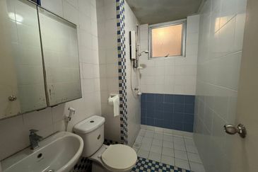 Perdana Emerald Serviced Apartment