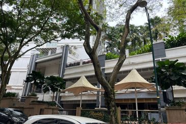 Prime Shop for Sale at Emerald Plaza, Damansara Perdana!