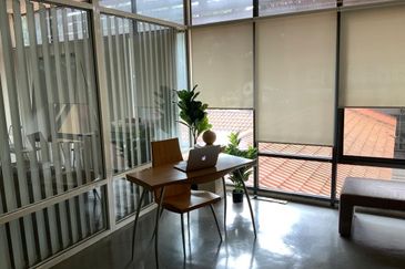 Spacious 2,900 sq. ft. Unit at Perdana Exclusive – 5 Car Parks!