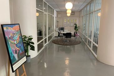 Spacious 2,900 sq. ft. Unit at Perdana Exclusive – 5 Car Parks!