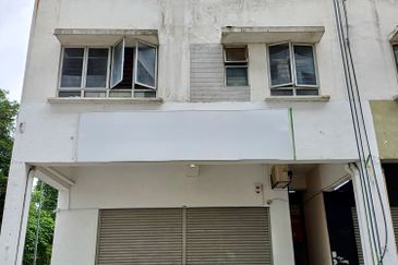 Dataran Otomobil, Seksyen 15