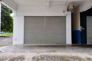 Dataran Otomobil, Seksyen 15