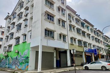 Dataran Otomobil, Seksyen 15