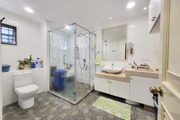 🏡 Luxury 3-Storey Bungalow at Bangsar, Kuala Lumpur