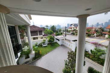 🏡 Luxury 3-Storey Bungalow at Bangsar, Kuala Lumpur