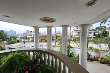 🏡 Luxury 3-Storey Bungalow at Bangsar, Kuala Lumpur