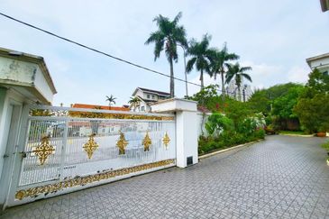 🏡 Luxury 3-Storey Bungalow at Bangsar, Kuala Lumpur