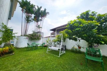 🏡 Luxury 3-Storey Bungalow at Bangsar, Kuala Lumpur