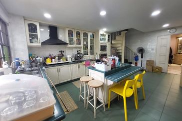 🏡 Luxury 3-Storey Bungalow at Bangsar, Kuala Lumpur