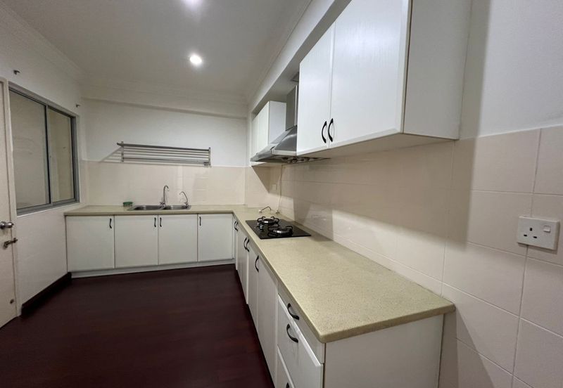 Perdana Emerald Serviced Apartment