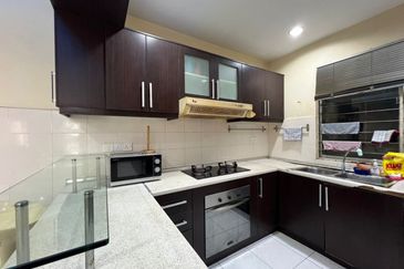 Perdana Emerald Serviced Apartment