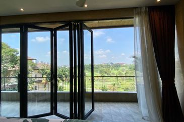 Tropicana Golf & Country Resort