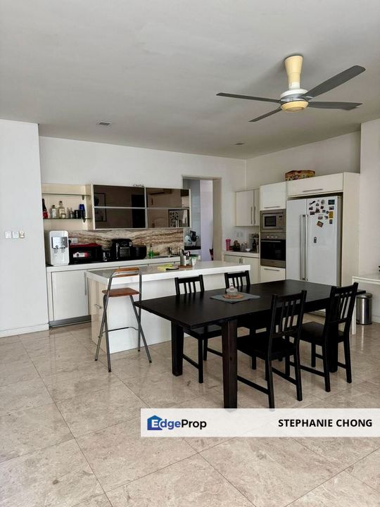 🏙️ For Sale: Spacious Condo in Mont Kiara – RM1.2 Million 🏙️, Kuala Lumpur, Mont Kiara