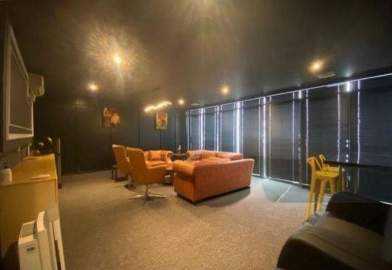 Parklane Commercial Hub