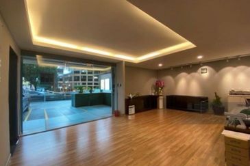 Parklane Commercial Hub