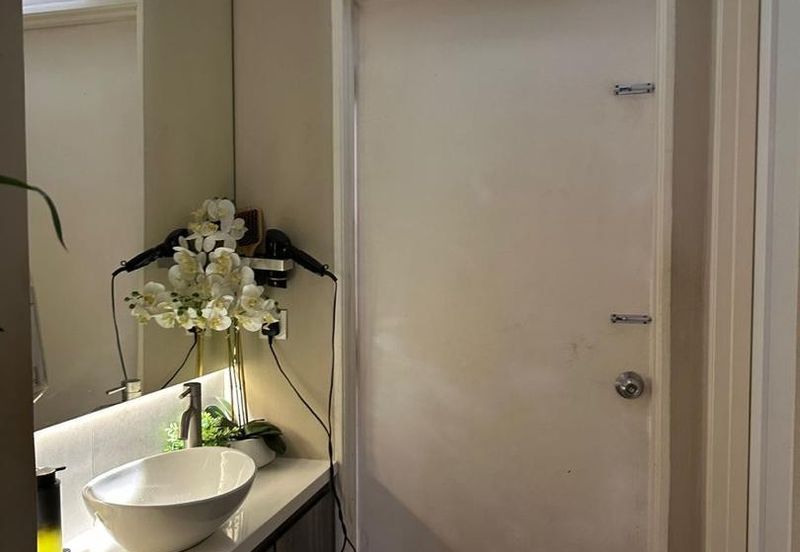 🏙️ Commercial Bungalow @ Jalan Maarof, Bangsar – For Rent!