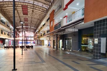 🔥 Prime Ground Floor Shops in Kelana Jaya (SS6) – For Sale!