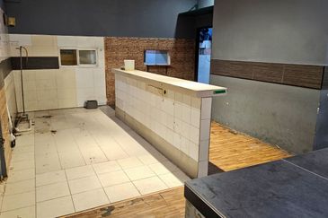 🔥 Prime Ground Floor Shops in Kelana Jaya (SS6) – For Sale!