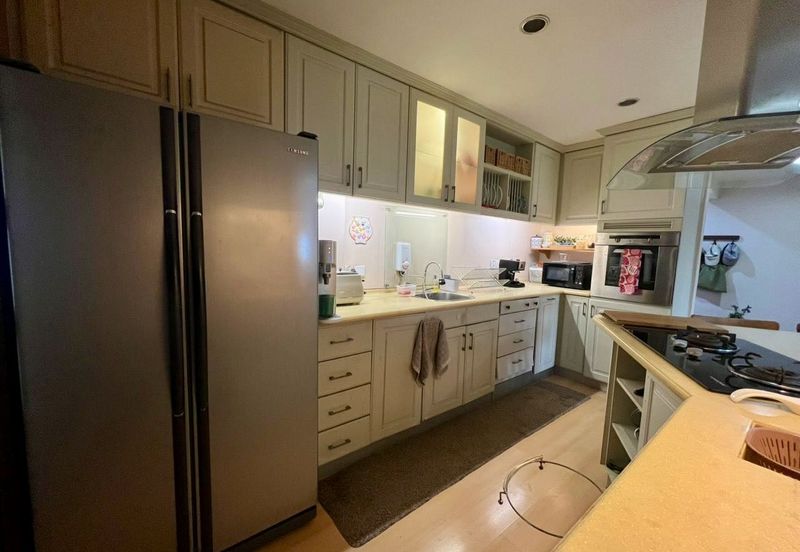 🏡 For Sale: 1,400 SF Condo @ Damansara Perdana