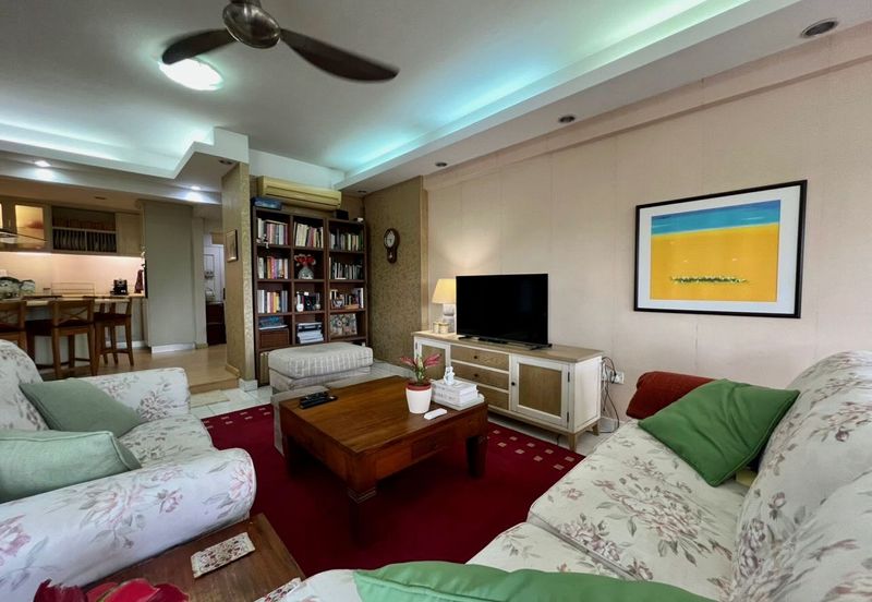 🏡 For Sale: 1,400 SF Condo @ Damansara Perdana