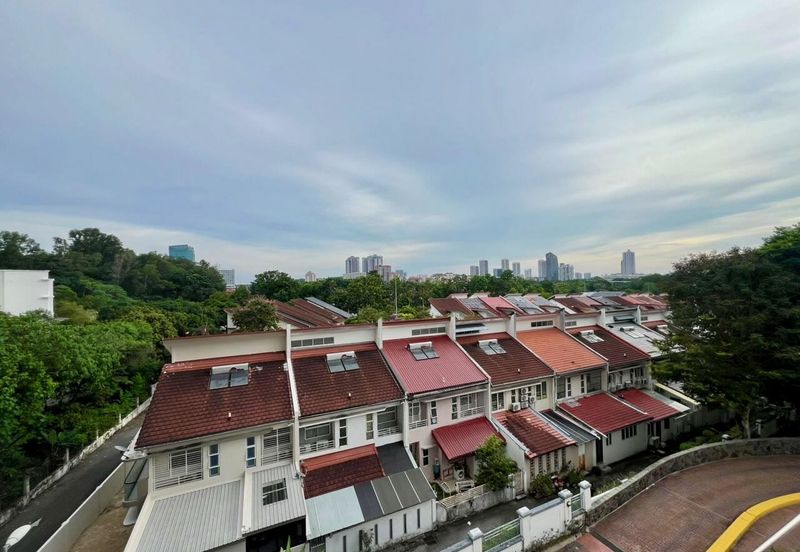 🏡 For Sale: 1,400 SF Condo @ Damansara Perdana