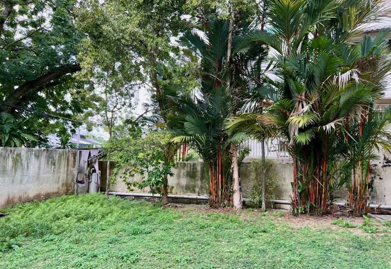 3-Storey Bungalow with Home Lift For Sale