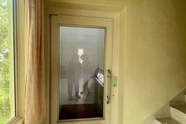 3-Storey Bungalow with Home Lift For Sale