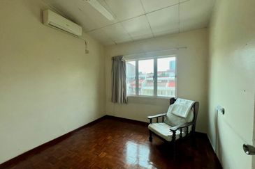 3-Storey Bungalow with Home Lift For Sale