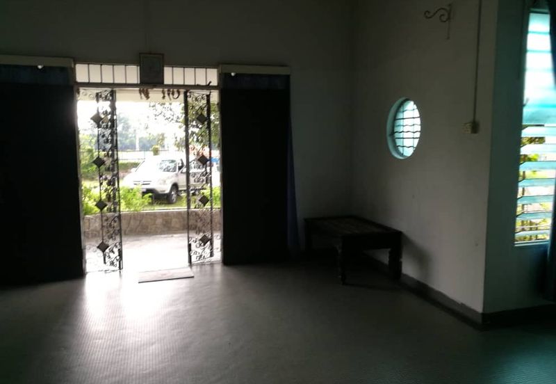 FOR SALE - SINGLE STY BUNGALOW IN TAIPING, PERAK