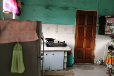 FOR SALE - SINGLE STY BUNGALOW IN TAIPING, PERAK