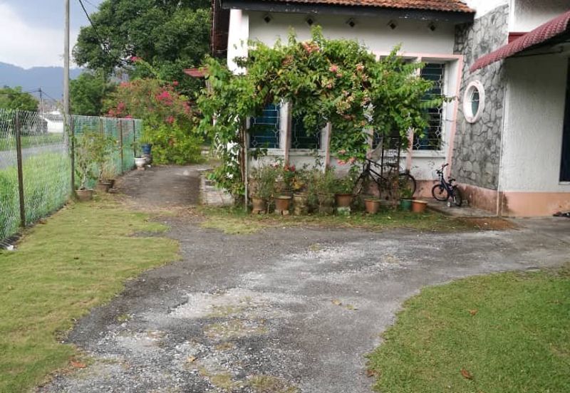 FOR SALE - SINGLE STY BUNGALOW IN TAIPING, PERAK