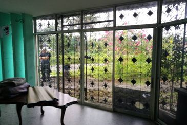 FOR SALE - SINGLE STY BUNGALOW IN TAIPING, PERAK