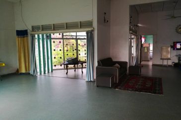 FOR SALE - SINGLE STY BUNGALOW IN TAIPING, PERAK