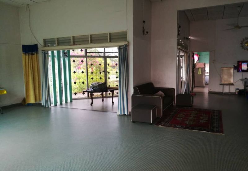 FOR SALE - SINGLE STY BUNGALOW IN TAIPING, PERAK