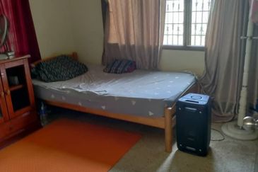 FOR SALE - SS14 SINGLE STY HOUSE ENDLOT