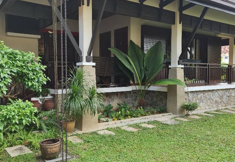 FOR SALE - BUNGALOW IN SERI PETALING, KUALA LUMPUR