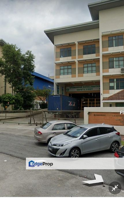 FOR RENT - WAREHOUSE IN BUKIT JELUTONG, SHAH ALAM, Selangor, Shah Alam