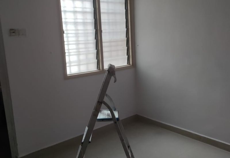 FOR RENT - USJ14 DOUBLE STY INTERMEDIATE HSE