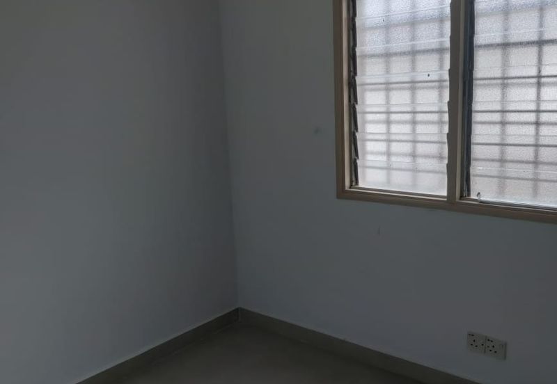 FOR RENT - USJ14 DOUBLE STY INTERMEDIATE HSE