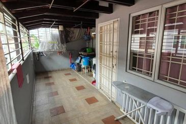 FOR SALE - 2 STY HSE AT PUTRA HEIGHTS BESTARI 2