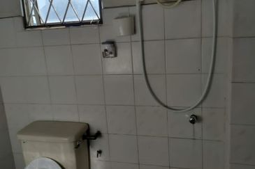 FOR RENT - USJ13  DOUBLE STY TERRACE HSE