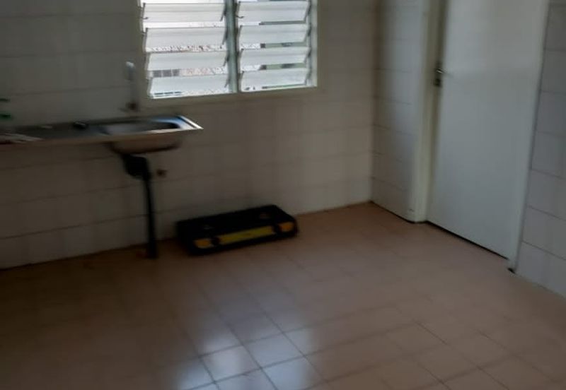 FOR RENT - USJ13  DOUBLE STY TERRACE HSE