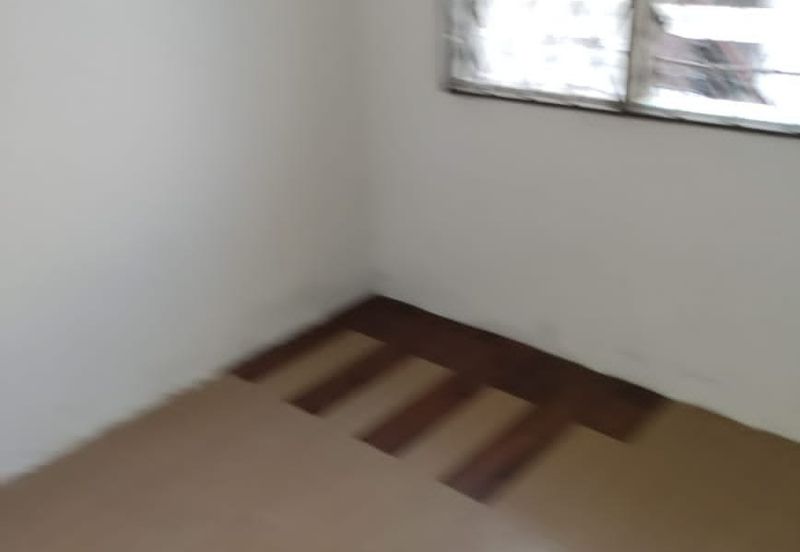 FOR RENT - USJ13  DOUBLE STY TERRACE HSE