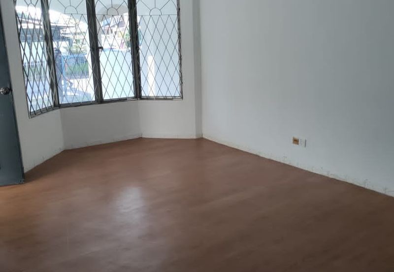 FOR RENT - USJ13  DOUBLE STY TERRACE HSE