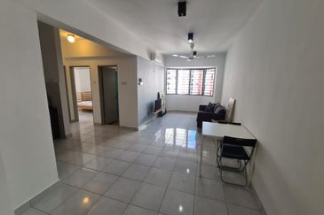 Main Place Residence