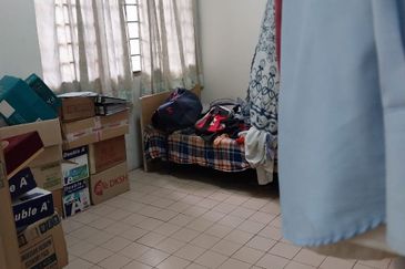 FOR SALE - 2 STY HOUSE SRI DAMANSARA SD10, KL