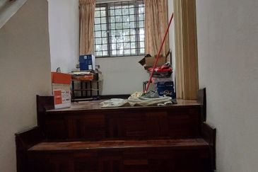 FOR SALE - 2 STY HOUSE SRI DAMANSARA SD10, KL