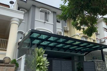 FOR SALE  2-1/2 STY HSE TMN BKT PERMATA BATU CAVES