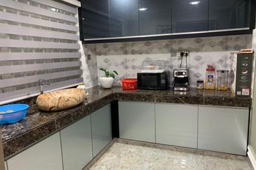 FOR SALE  2-1/2 STY HSE TMN BKT PERMATA BATU CAVES